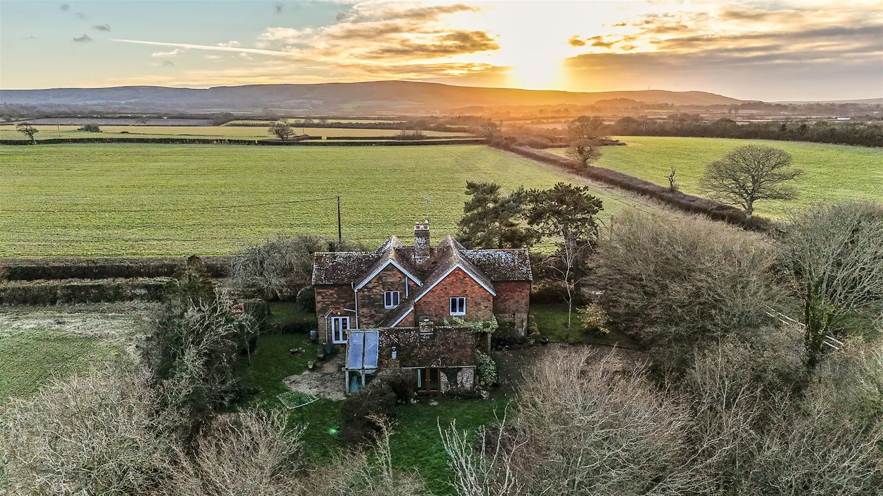 Langtye Lane, Ripe, Lewes, BN8 6BA, photo 2
