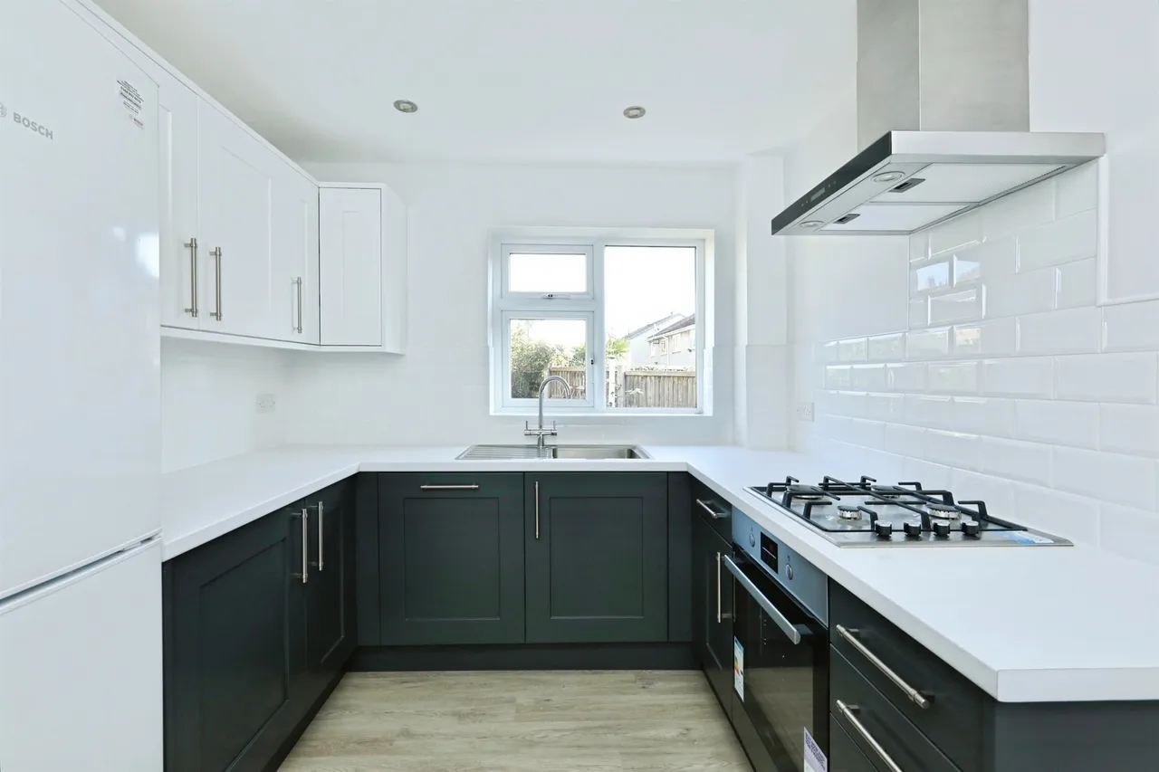 Stirling Avenue, Bawtry, Doncaster, photo 2
