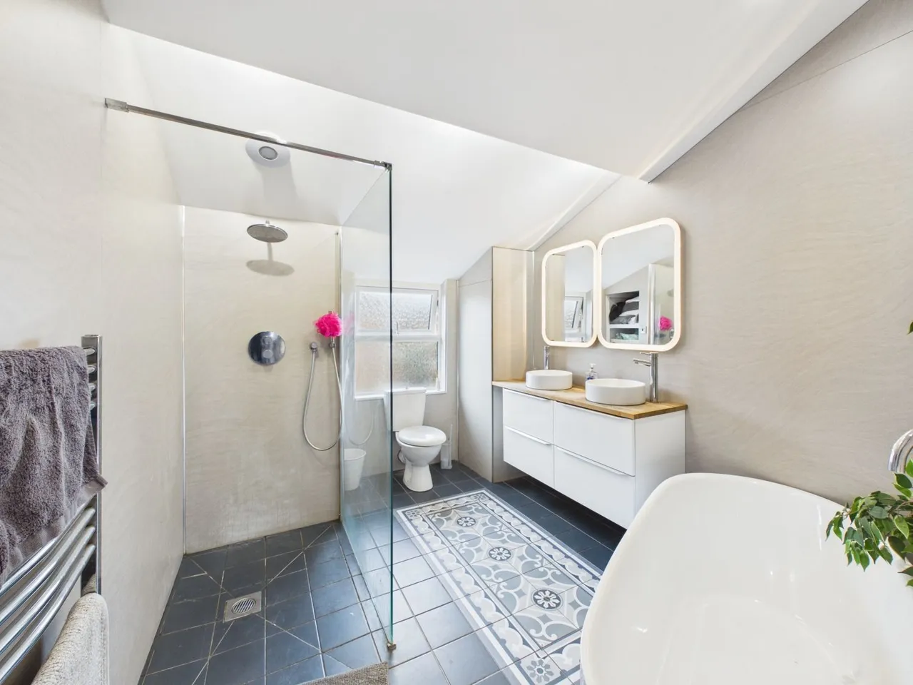 York Road, Bowdon, WA14, photo 11