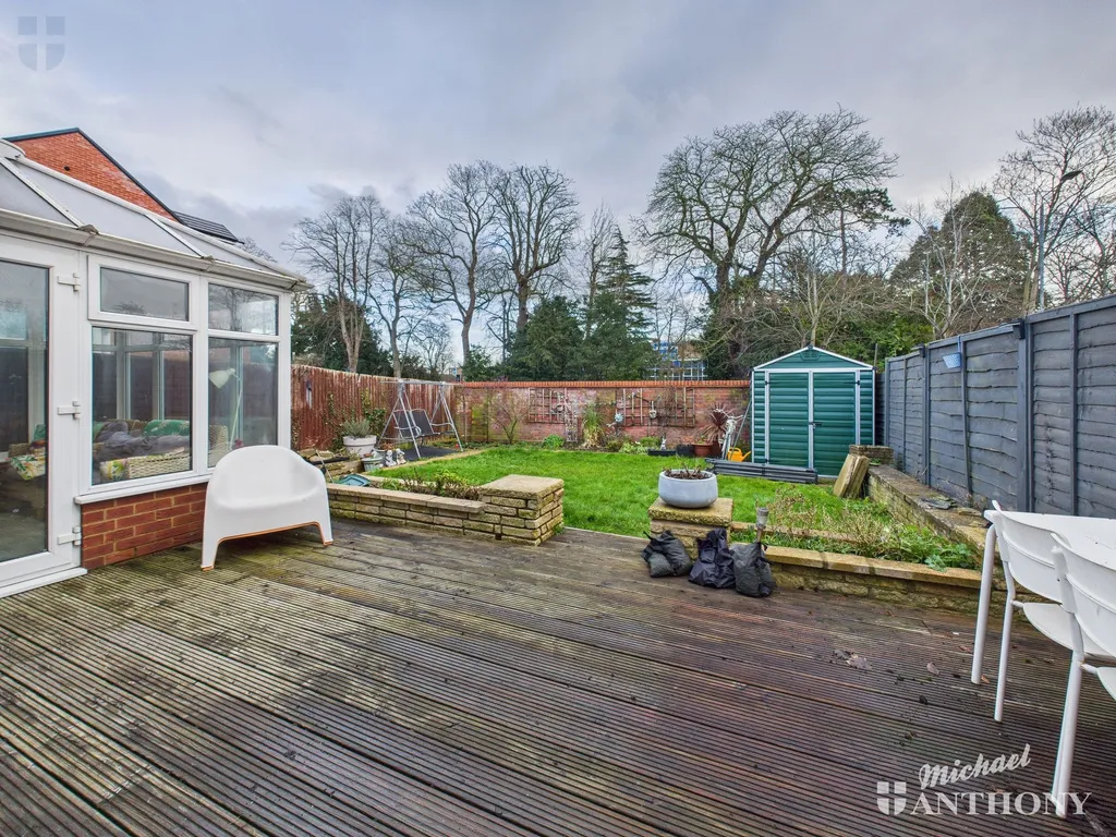 Redwood Drive, Aylesbury, HP21 7TN, photo 18