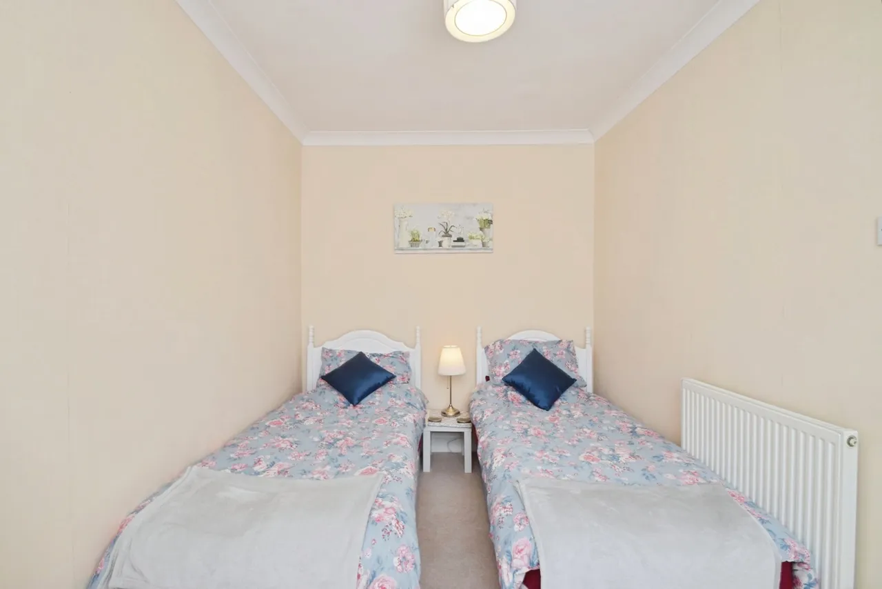 Dandorlan Road, Burry Port, SA16, photo 15