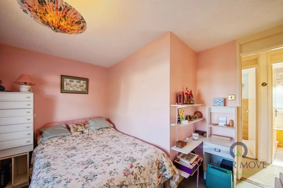 Knightsbridge Road, Glen Parva, LE2, photo 11