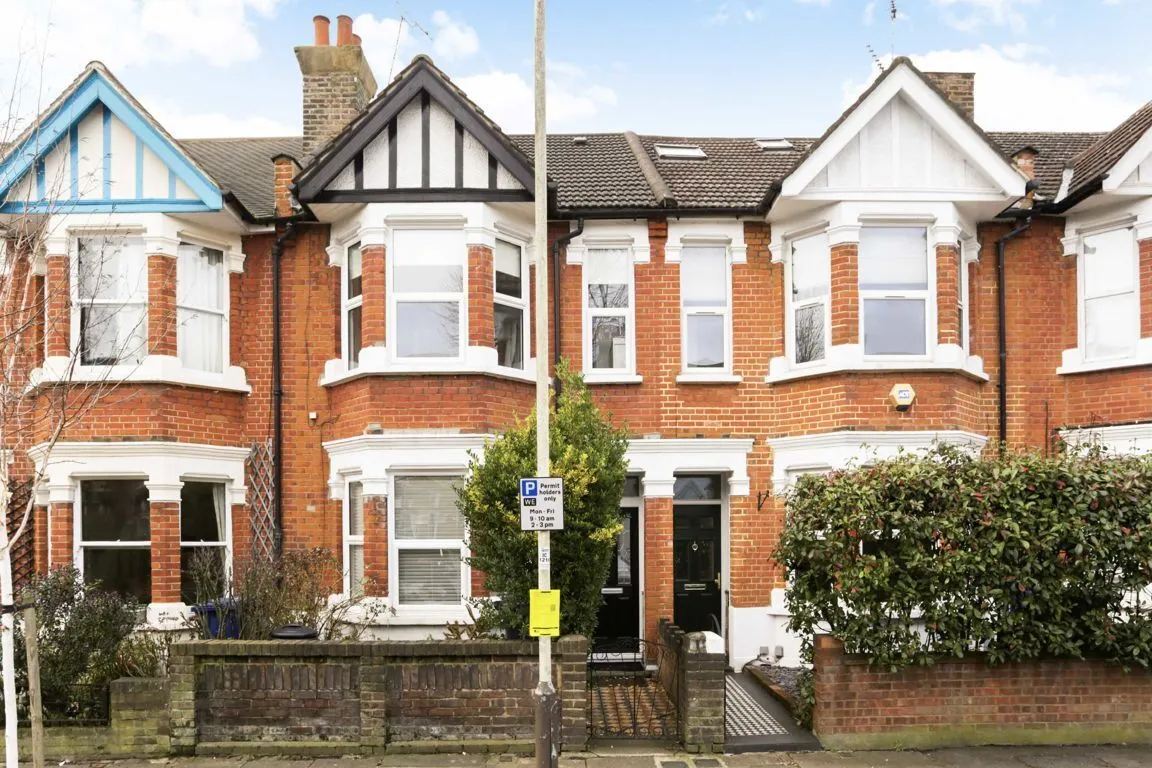 3 bed property to rent, Seaford Road, W13