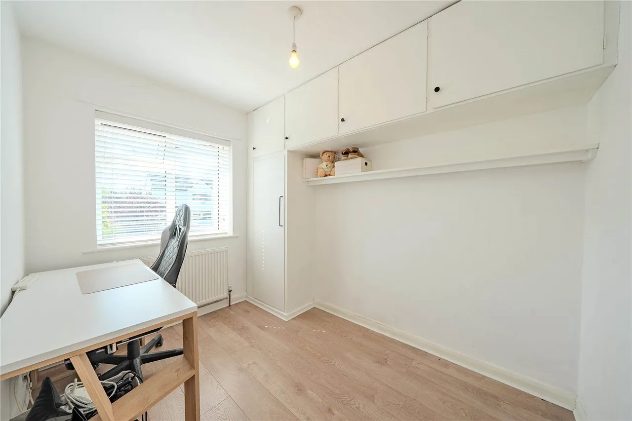 Kingsley Drive, Adel, LS16, photo 10