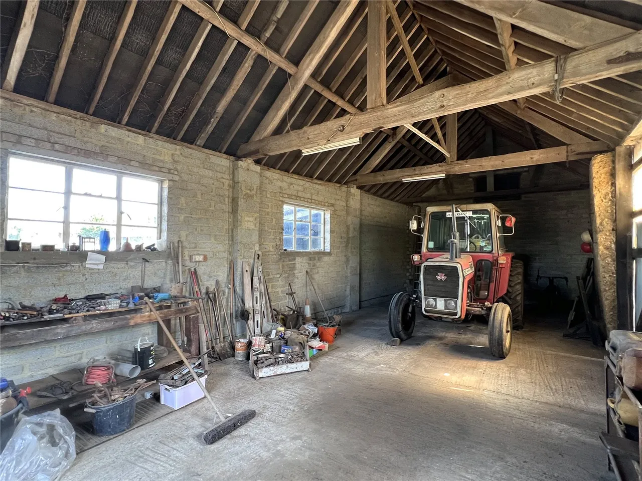 Bull Hill, Pilley, Lymington, Hampshire, SO41 5RA, photo 16