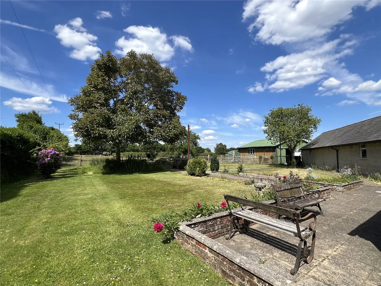 Bull Hill, Pilley, Lymington, Hampshire, SO41 5RA, photo 5