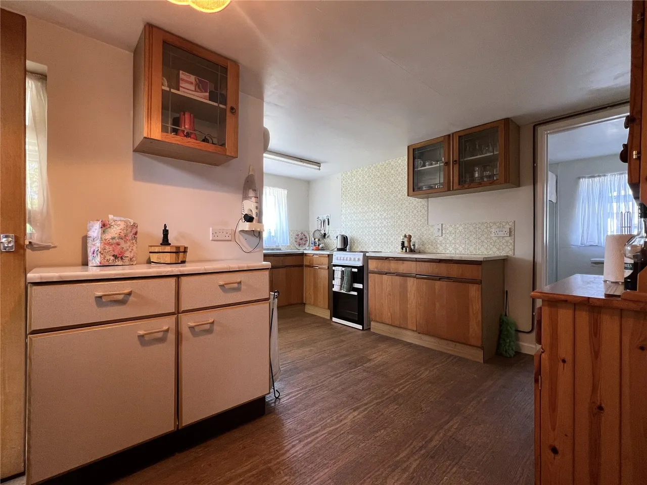 Bull Hill, Pilley, Lymington, Hampshire, SO41 5RA, photo 19