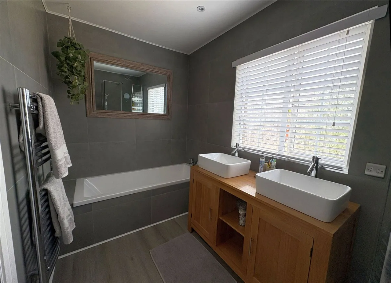 The Avenue, Newark, NG24, photo 26