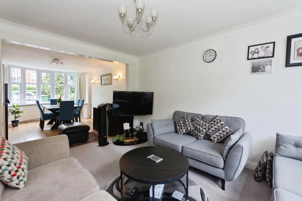 Dorchester Road, Solihull, photo 10