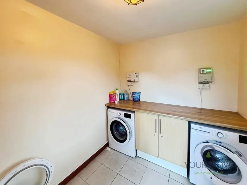 First Avenue, Ketley Bank, TF2, photo 7