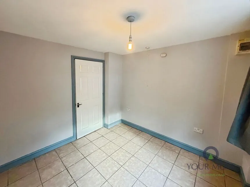 First Avenue, Ketley Bank, TF2, photo 5