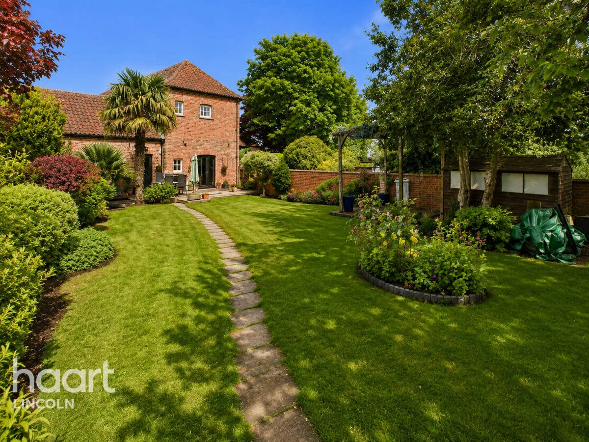 Victorian Stables, Syerston Hall Park, NG23, photo 3