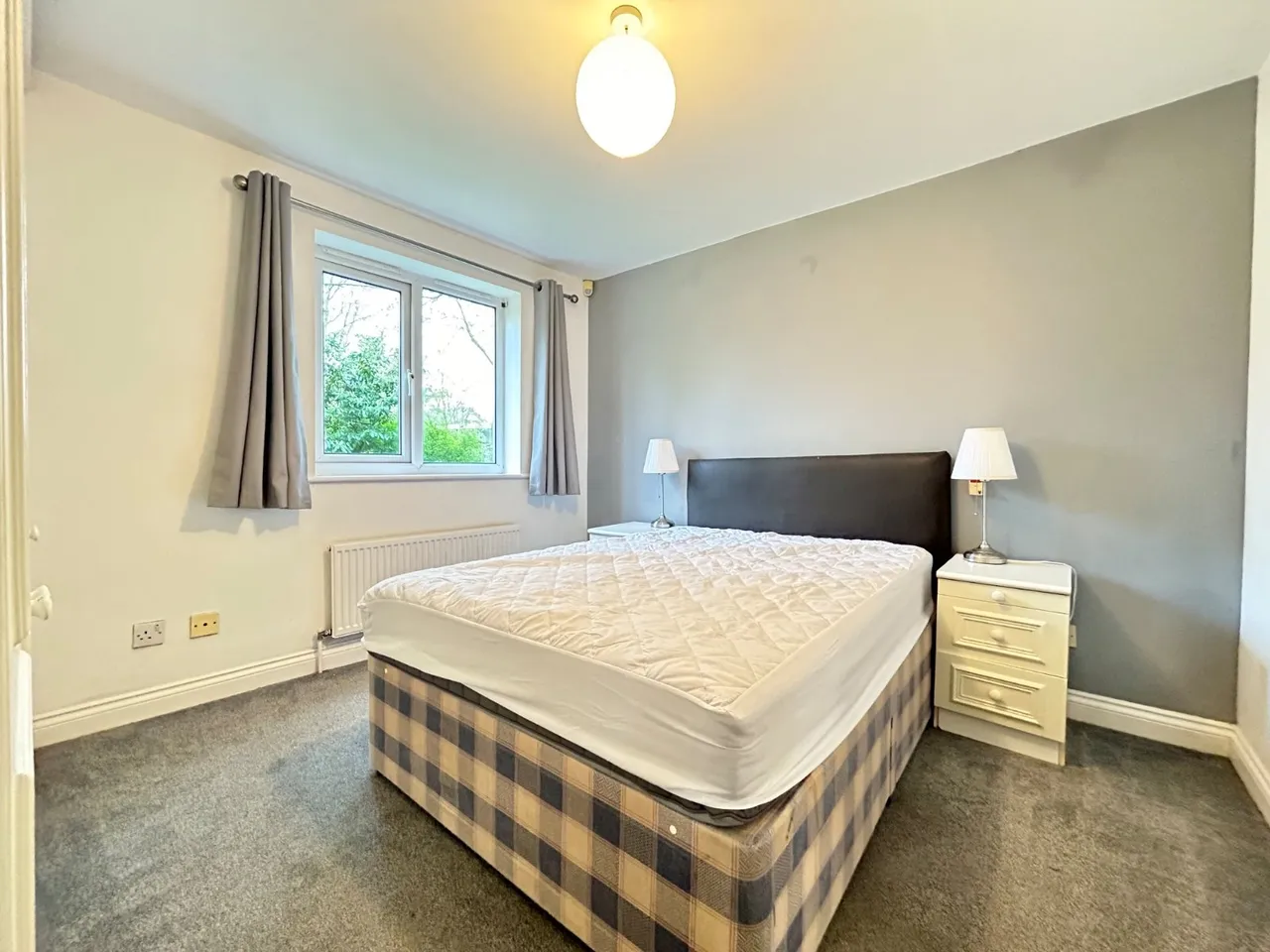 Greenfield Court, Adel, LS16, photo 6