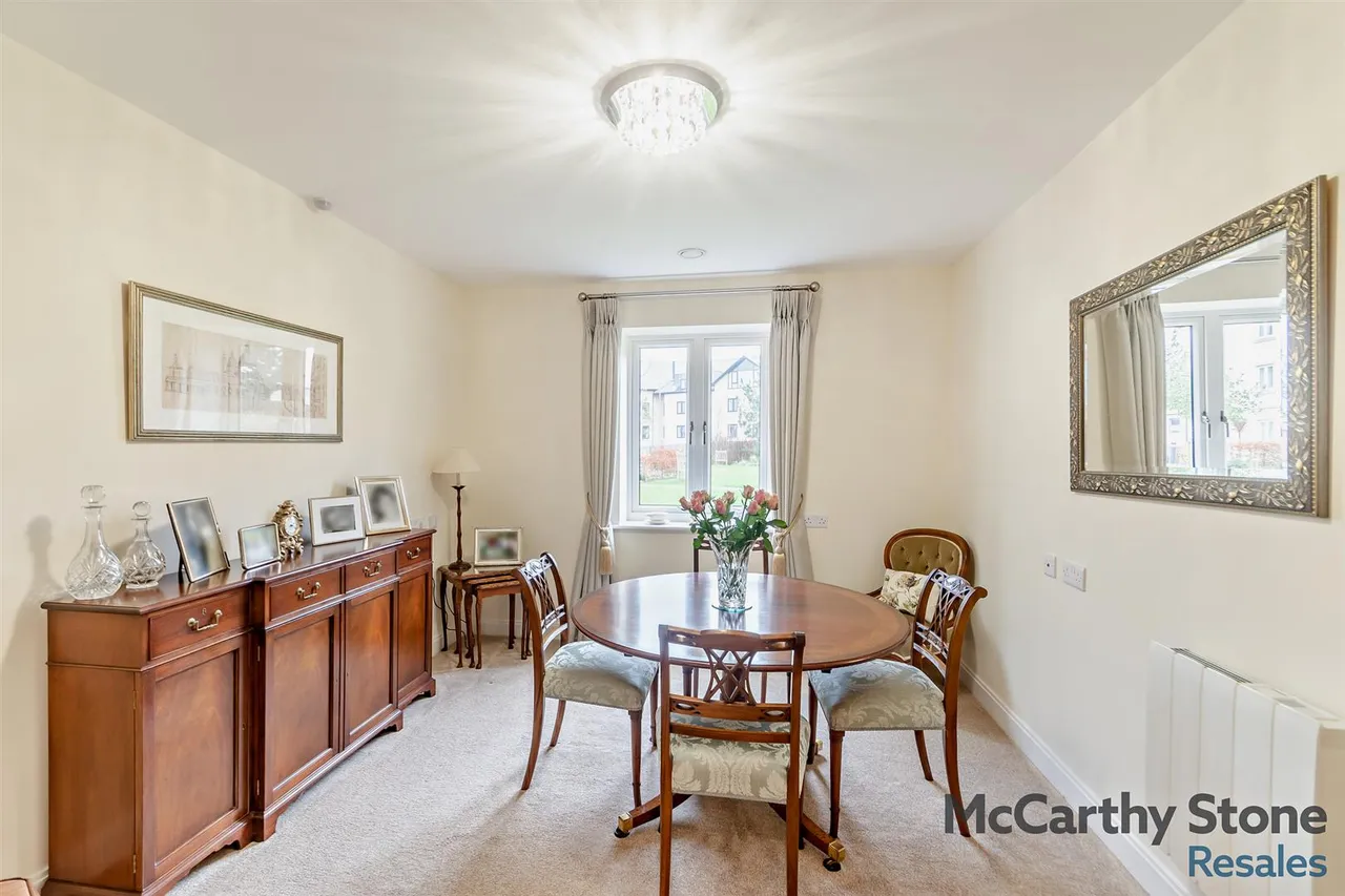 Railway Road, Ilkley, LS29, photo 4