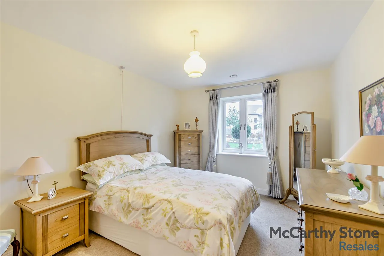 Railway Road, Ilkley, LS29, photo 5