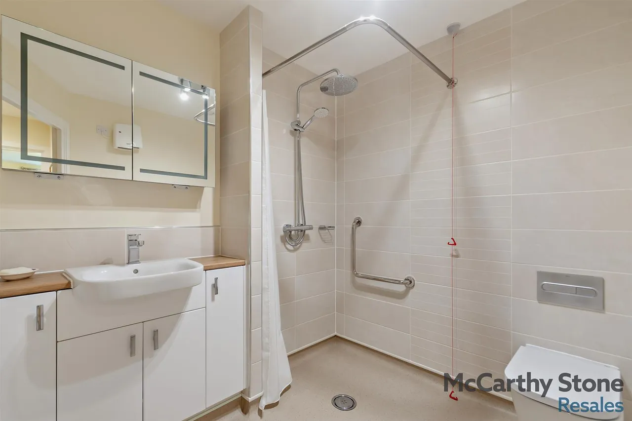 Railway Road, Ilkley, LS29, photo 22
