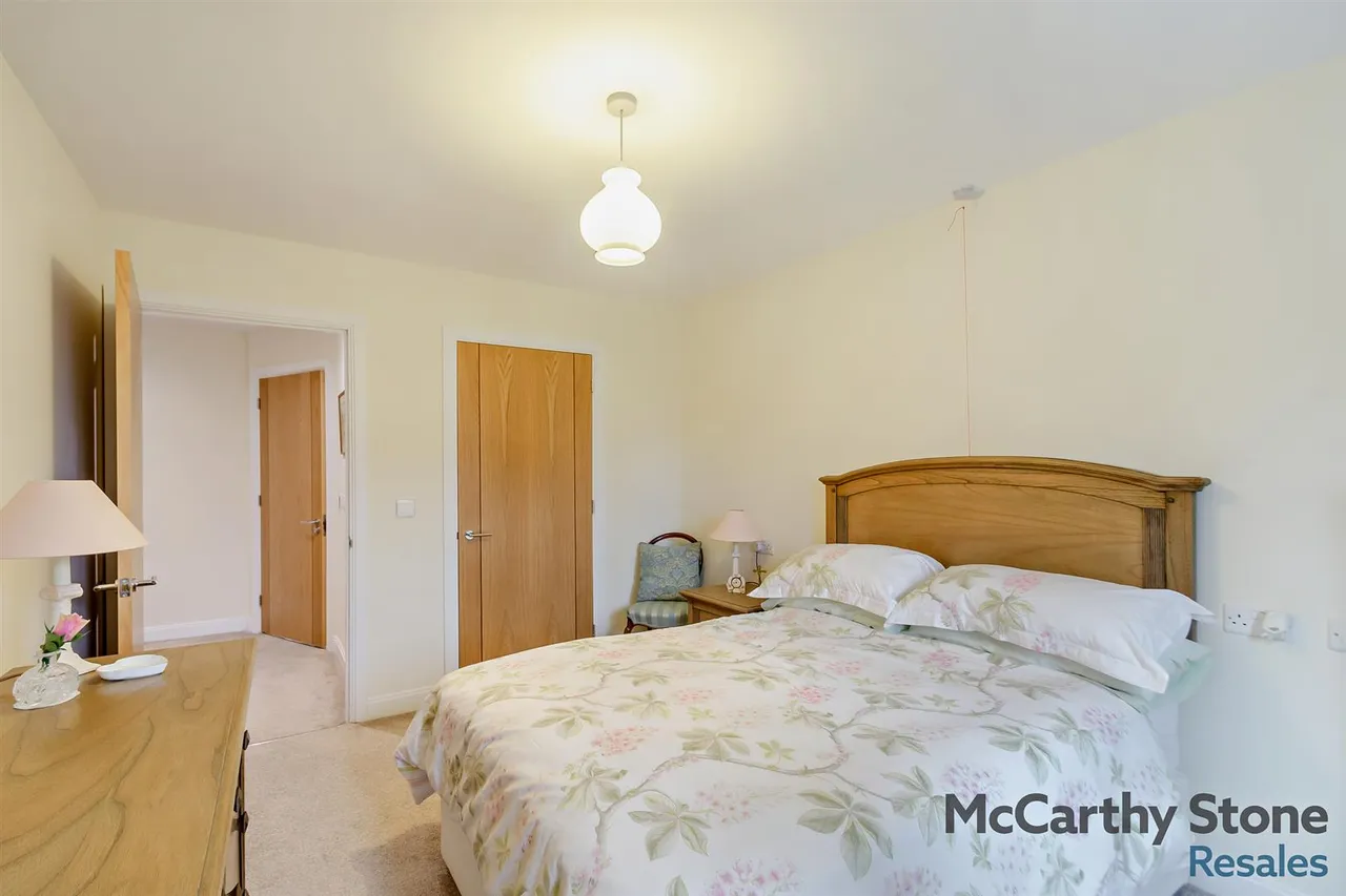 Railway Road, Ilkley, LS29, photo 21