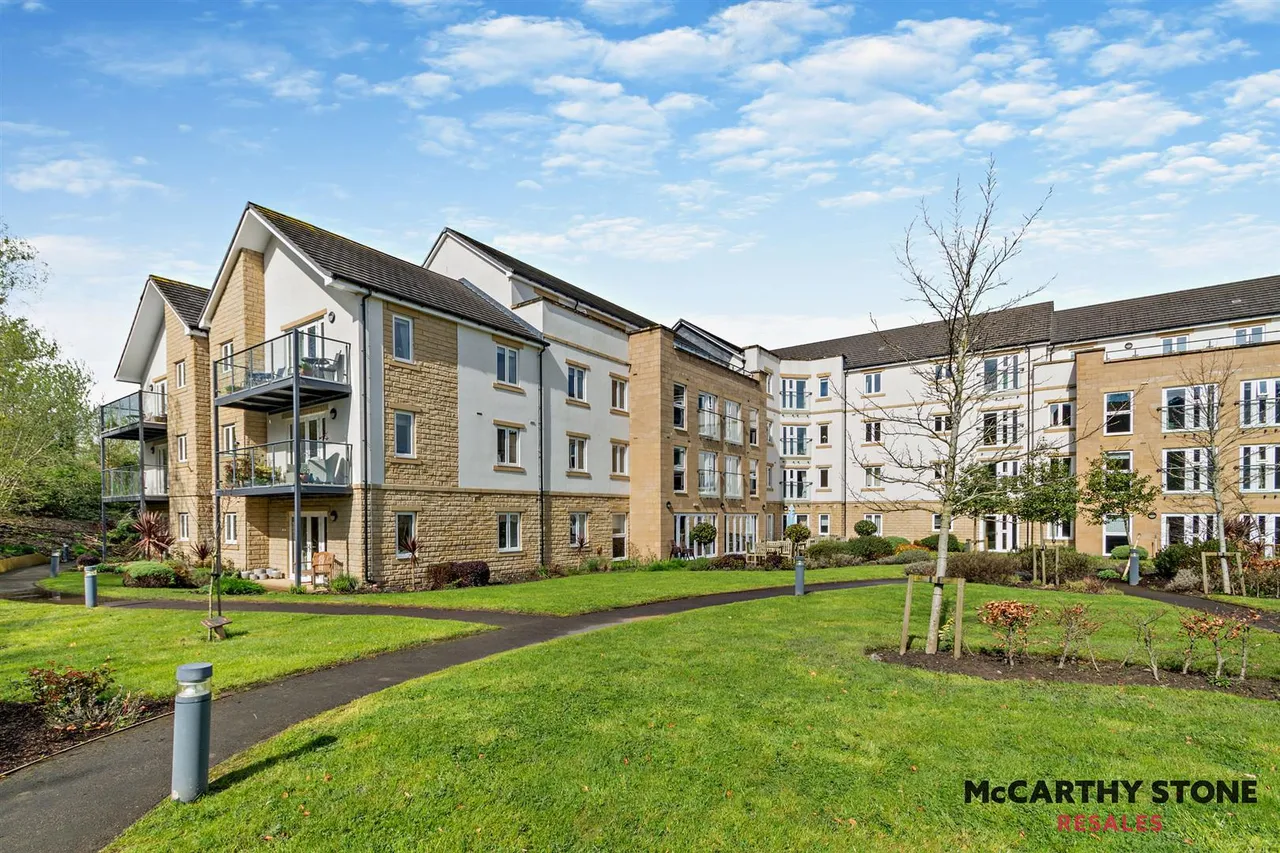 Railway Road, Ilkley, LS29, photo 2