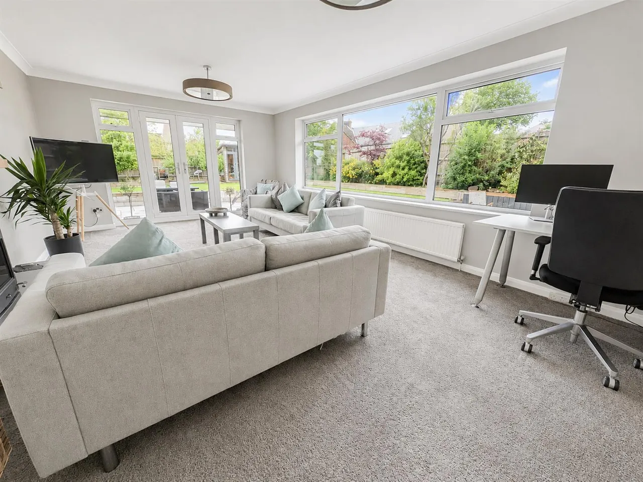 Lewes Road, Ridgewood, Uckfield, TN22 5SN, photo 5
