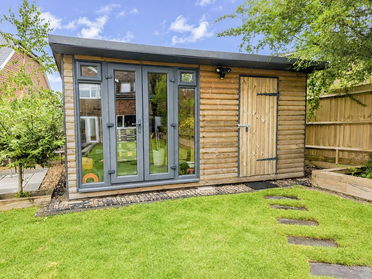 Lewes Road, Ridgewood, Uckfield, TN22 5SN, photo 13