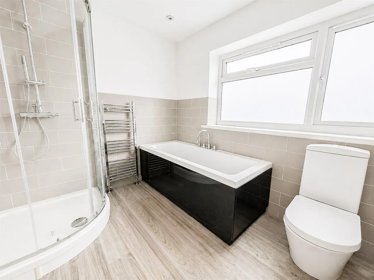 Lewes Road, Ridgewood, Uckfield, TN22 5SN, photo 12