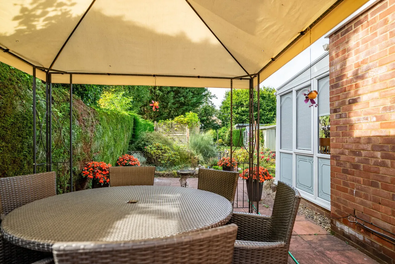 Snatchup, Redbourn, AL3, photo 15