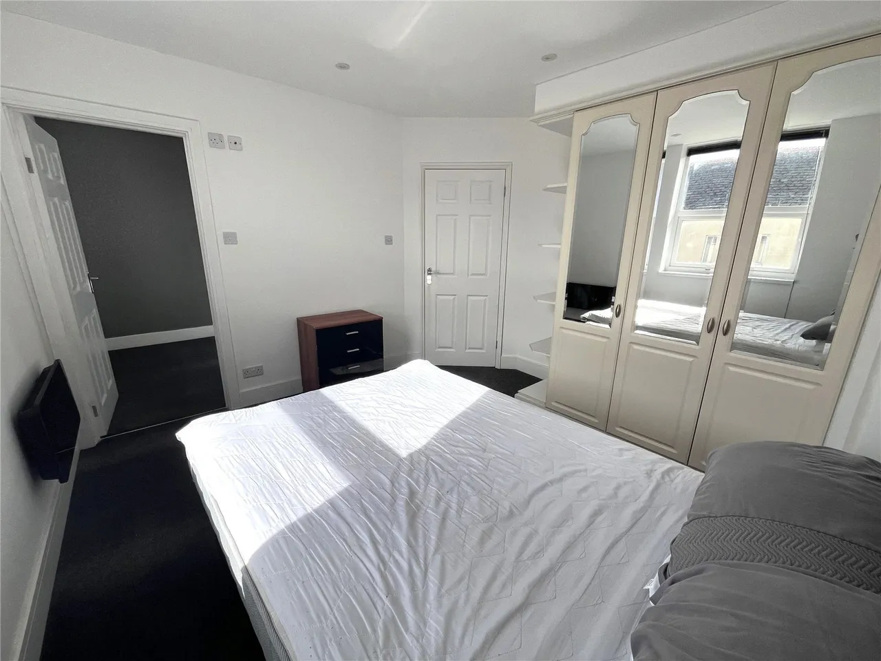 Llanion Park, Pembroke Dock, SA72, photo 7