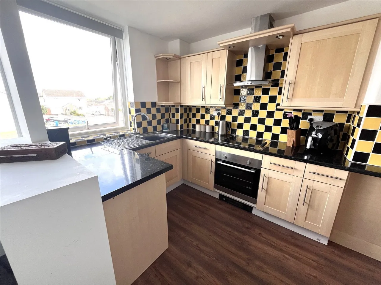 Llanion Park, Pembroke Dock, SA72, photo 4