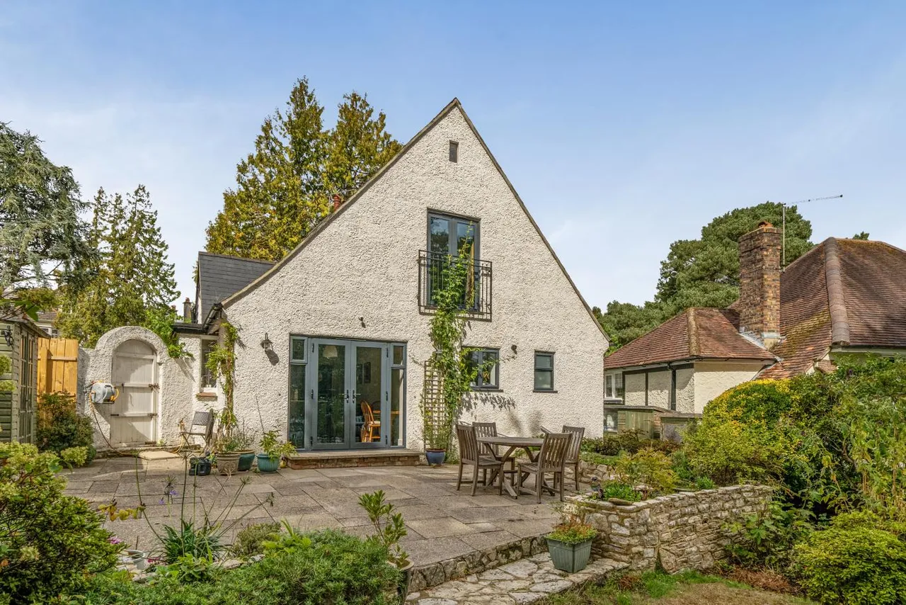 Howard Road, BH8, photo 20