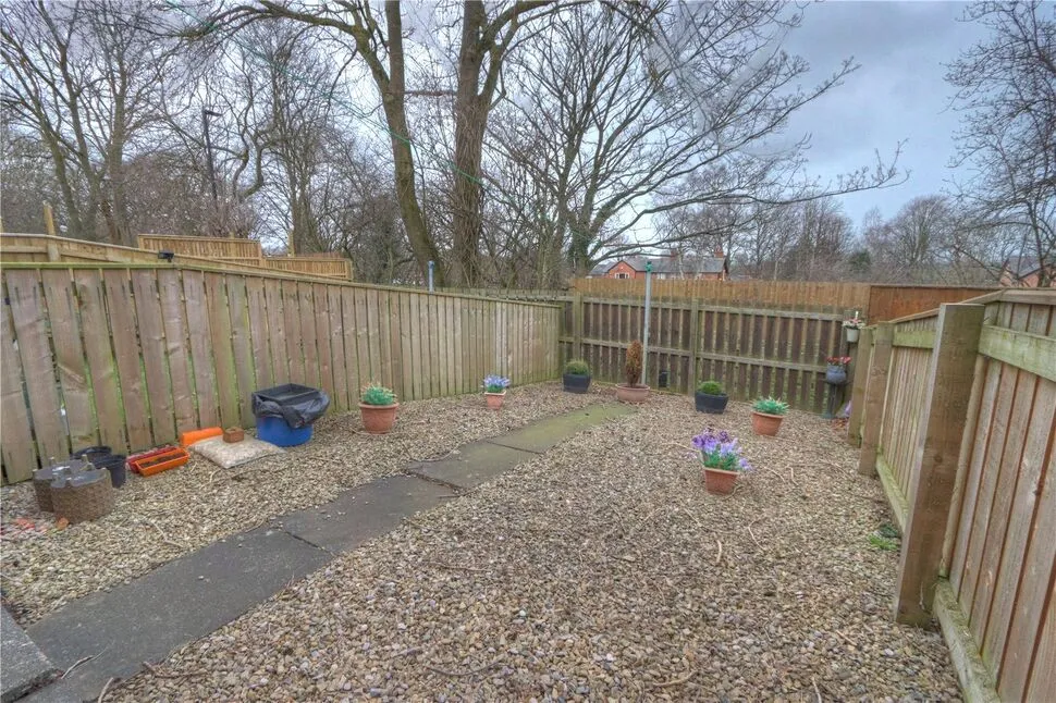 Lotus Close, Newcastle upon Tyne, NE5, photo 5