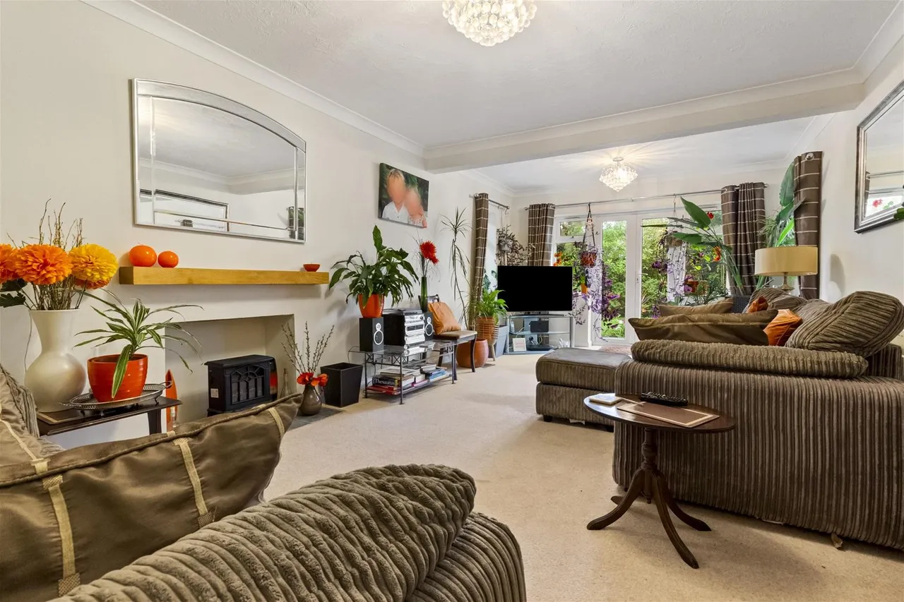 Cowdray Close, Goring-By-Sea, photo 4