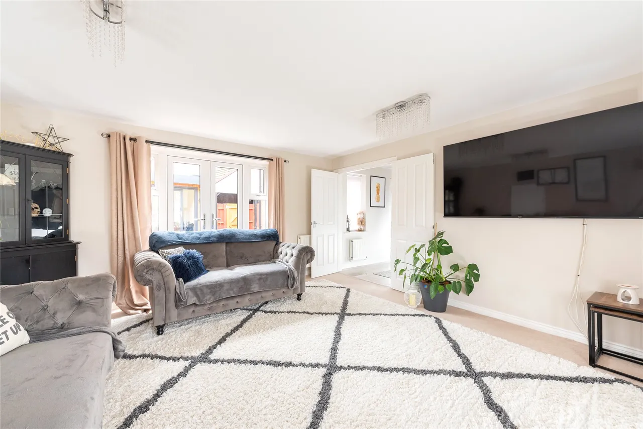 Kiln Drive, Woburn Sands, MK17, photo 3