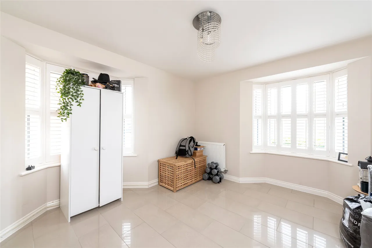 Kiln Drive, Woburn Sands, MK17, photo 5