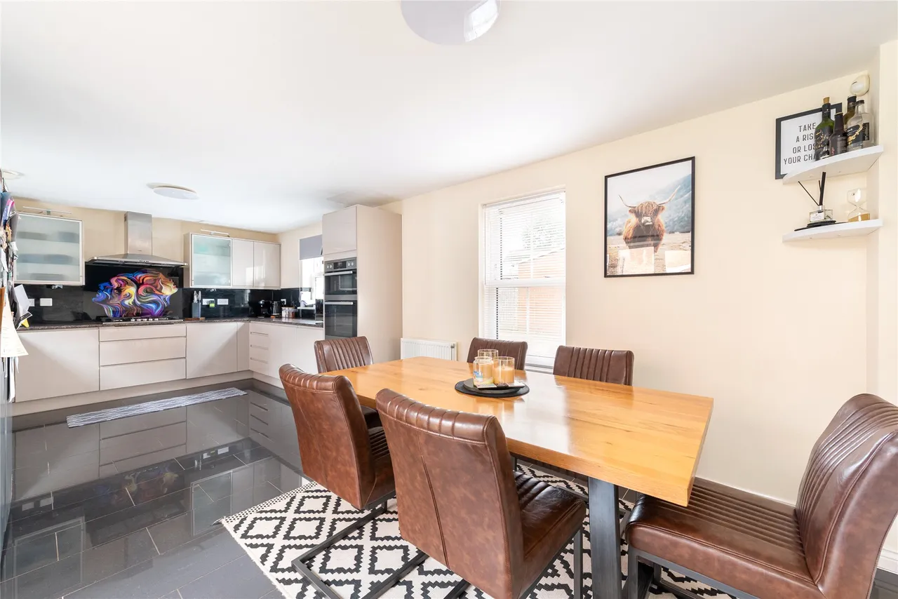 Kiln Drive, Woburn Sands, MK17, photo 7