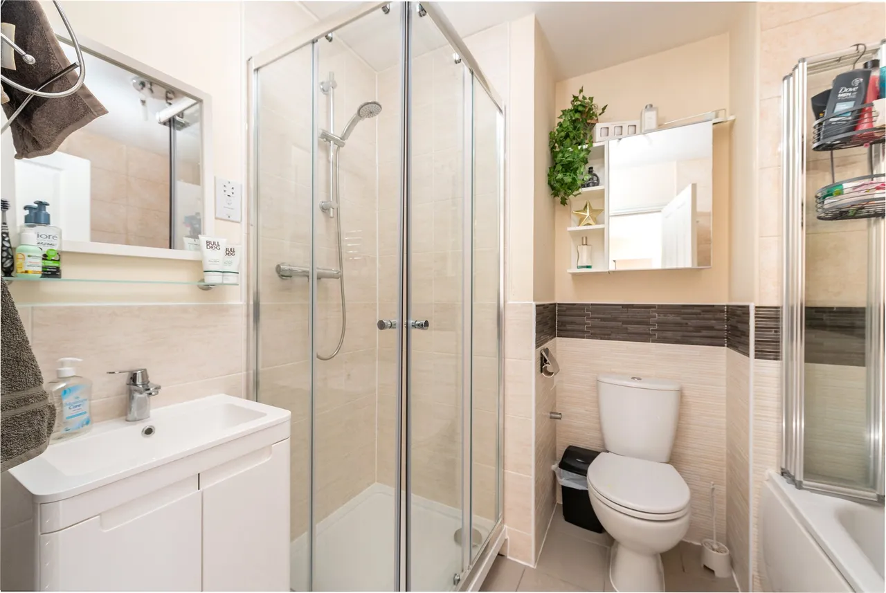 Kiln Drive, Woburn Sands, MK17, photo 11