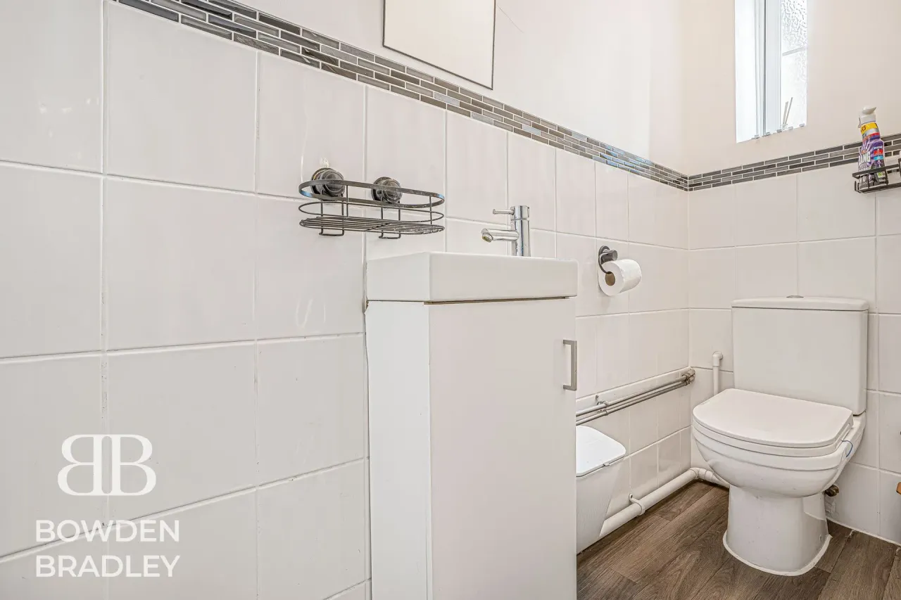Preston Road, Romford, RM3, photo 29
