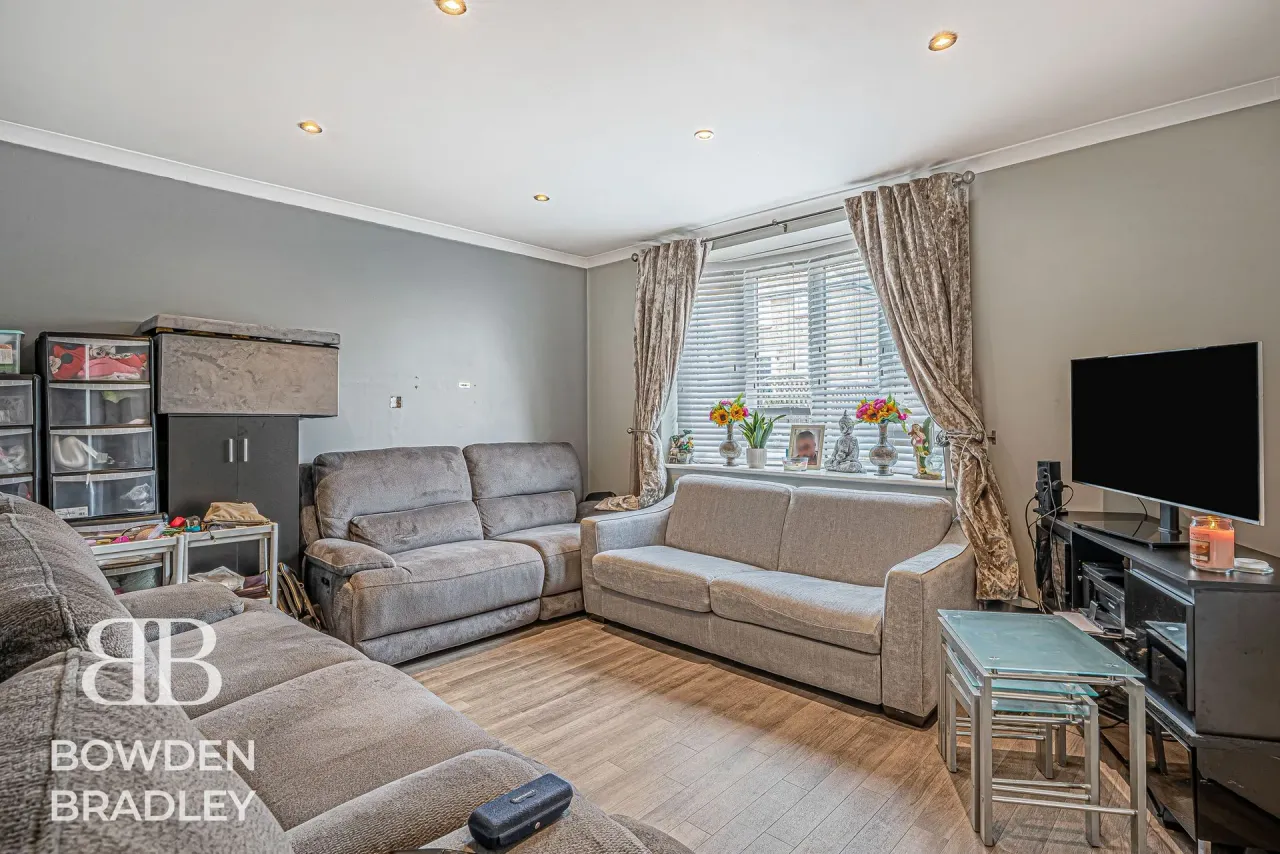 Preston Road, Romford, RM3, photo 25