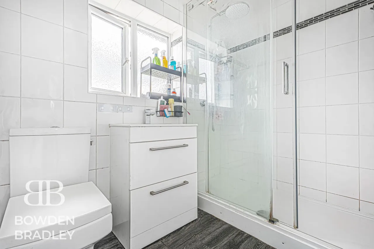 Preston Road, Romford, RM3, photo 13
