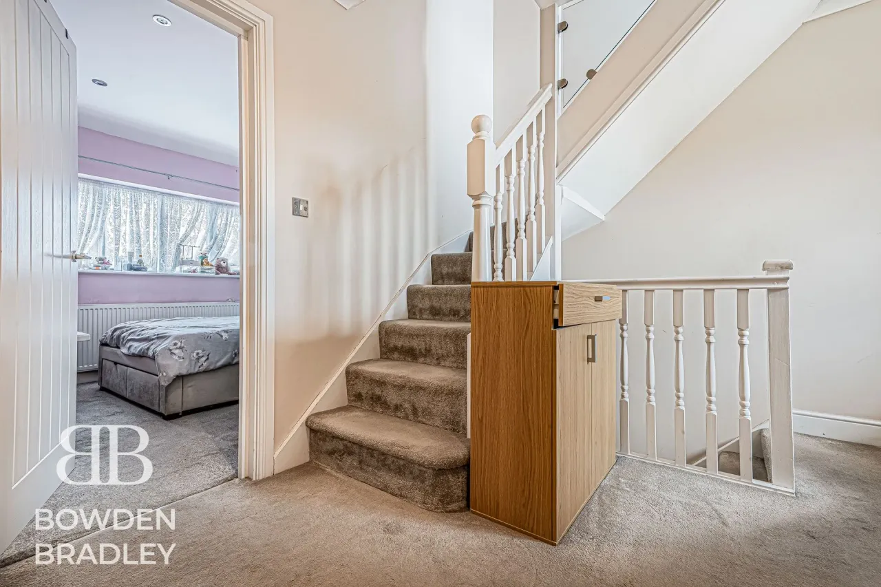 Preston Road, Romford, RM3, photo 37