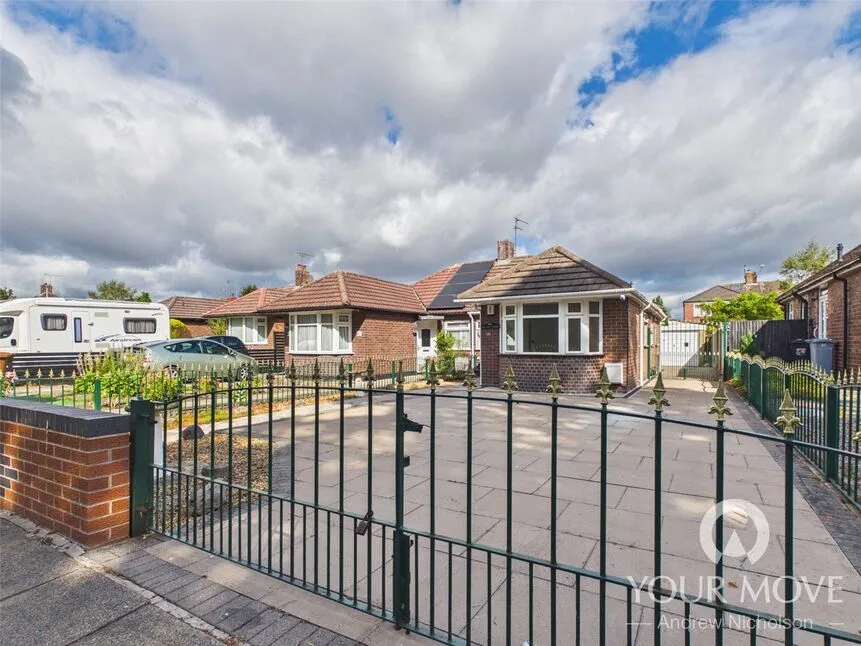 2 bed house for sale — Crewe Road, Crewe, Cheshire, CW1