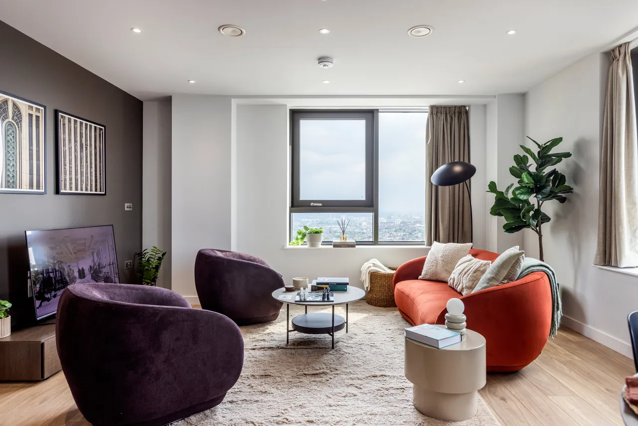 Victoria Road, London, W3, photo 12