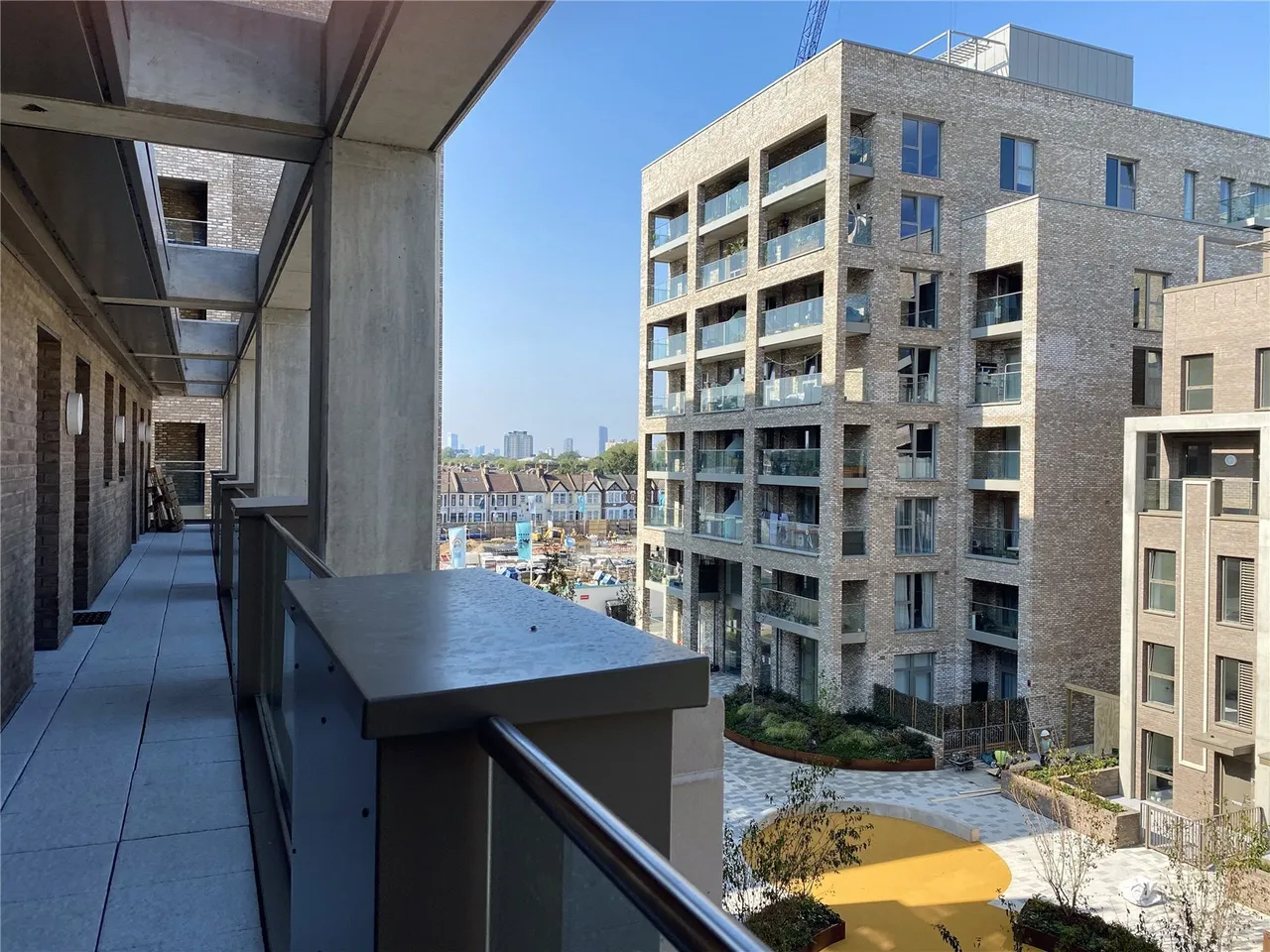 Shipbuilding Way, Upton Park, London, E13, photo 10
