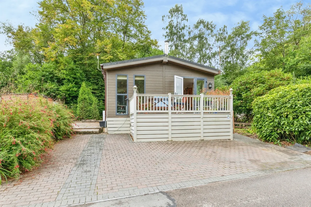 2 bed house for sale — Beauport Holiday Park, St. Leonards-On-Sea