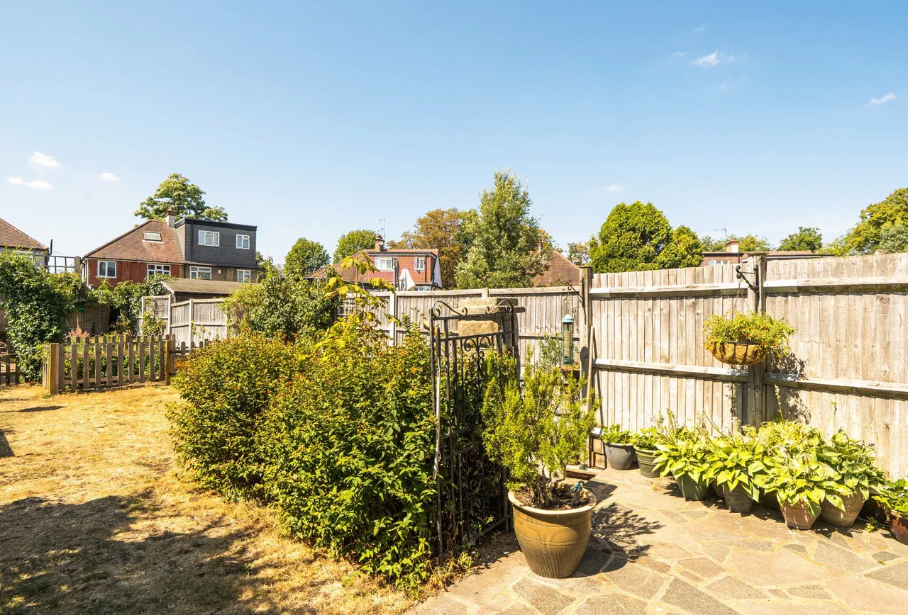 Derek Avenue, Wallington, SM6 7LA, photo 5