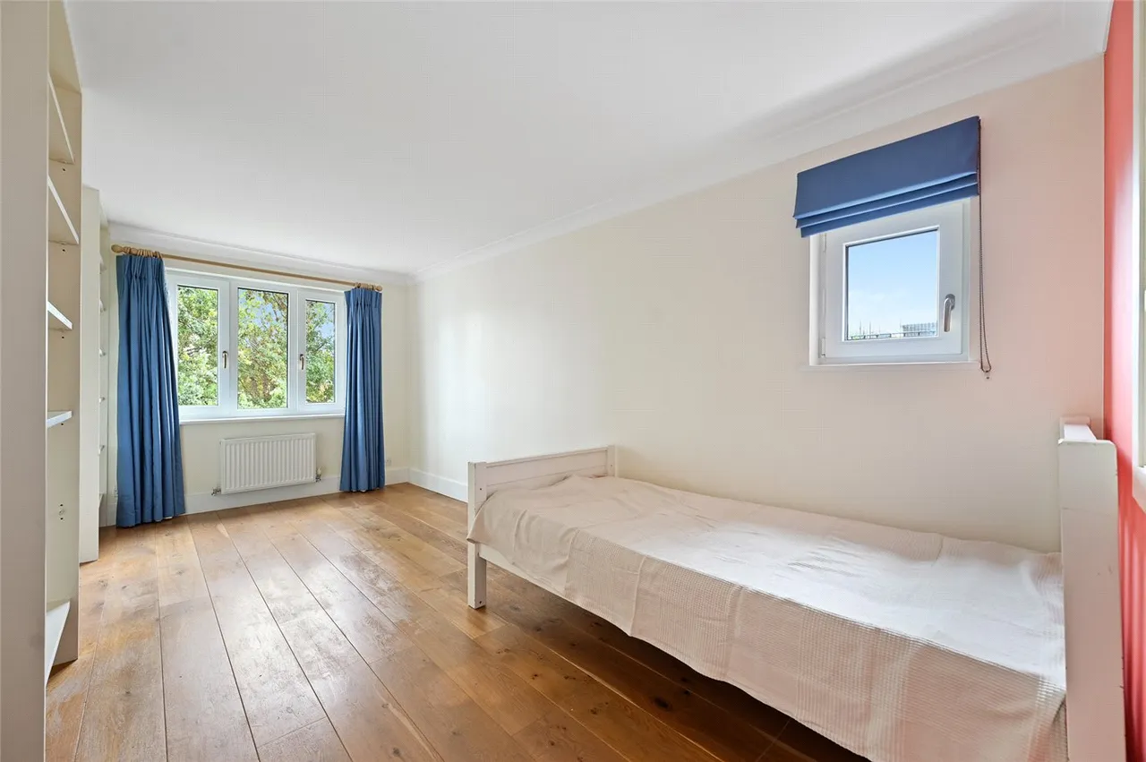 Findon Road, London, W12, photo 5