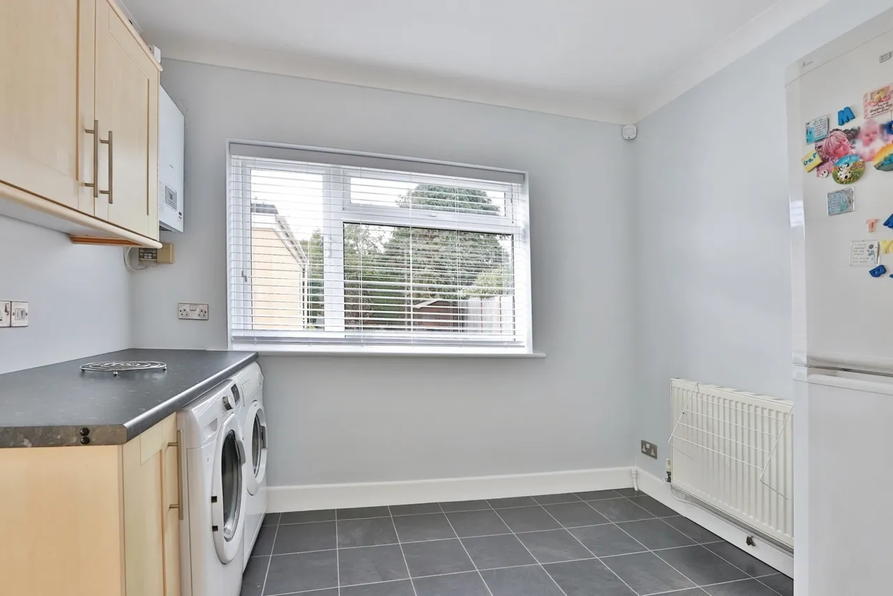 Broughton Avenue, Northbourne, BH10, photo 7