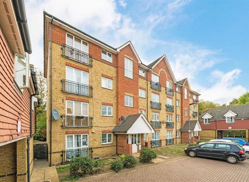 2 bed flat to rent, Joseph Hardcastle Close, New Cross, SE14