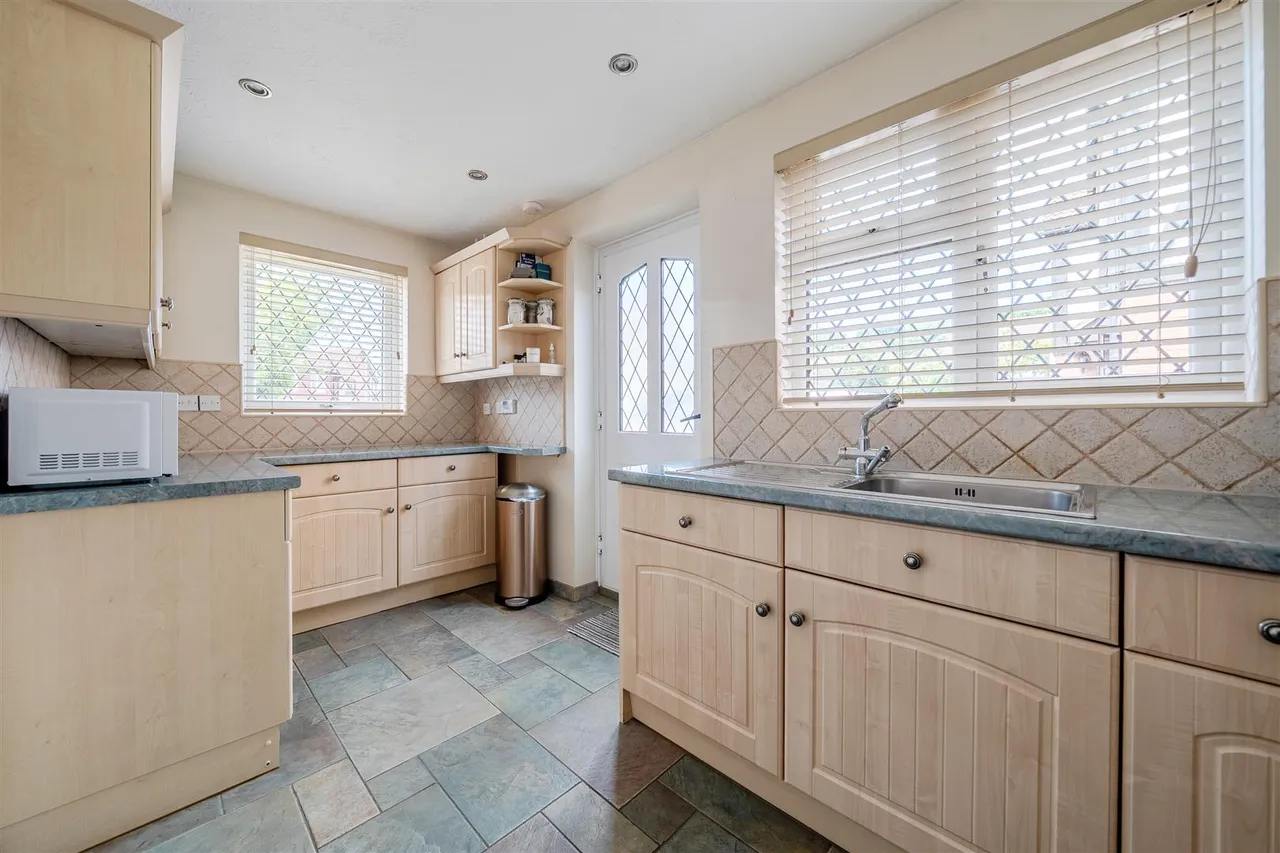 Gray Close, Warsash, photo 3