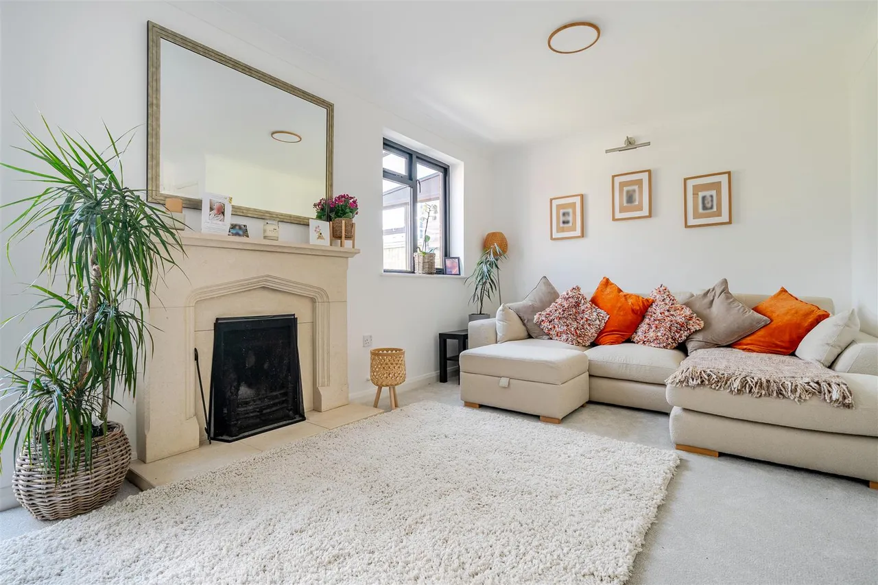Gray Close, Warsash, photo 6
