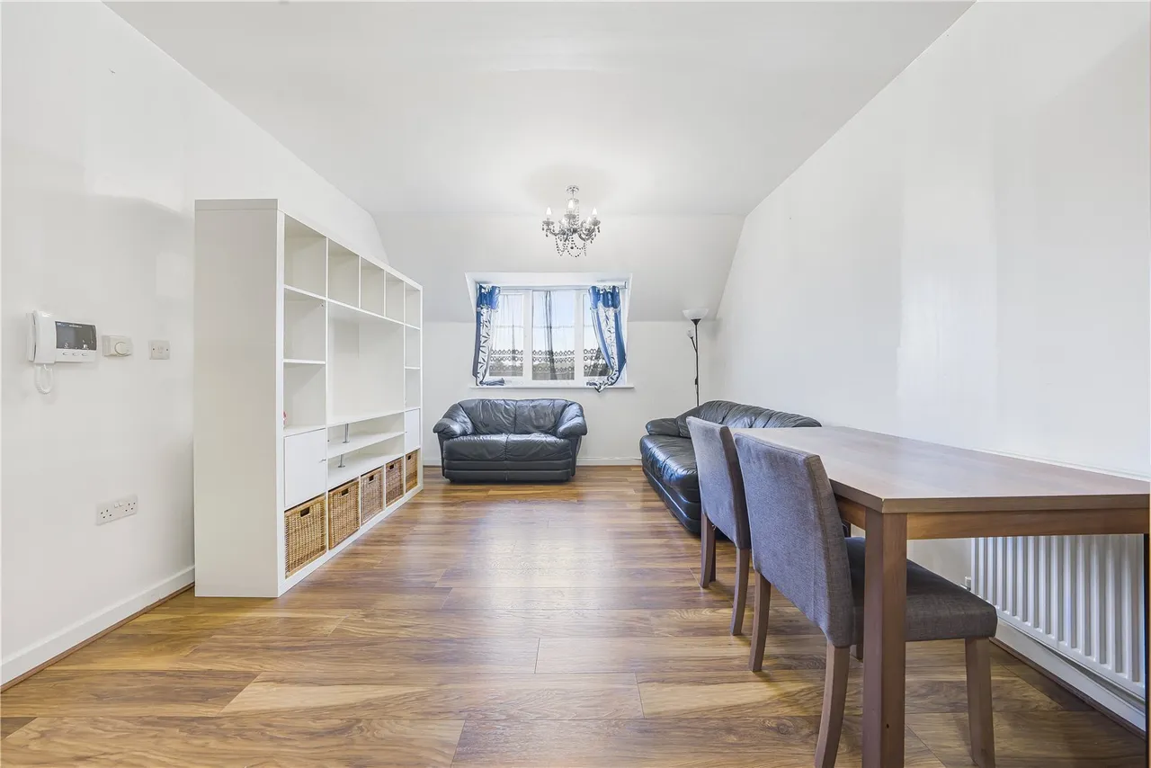 Academy Place, Isleworth, TW7, photo 2